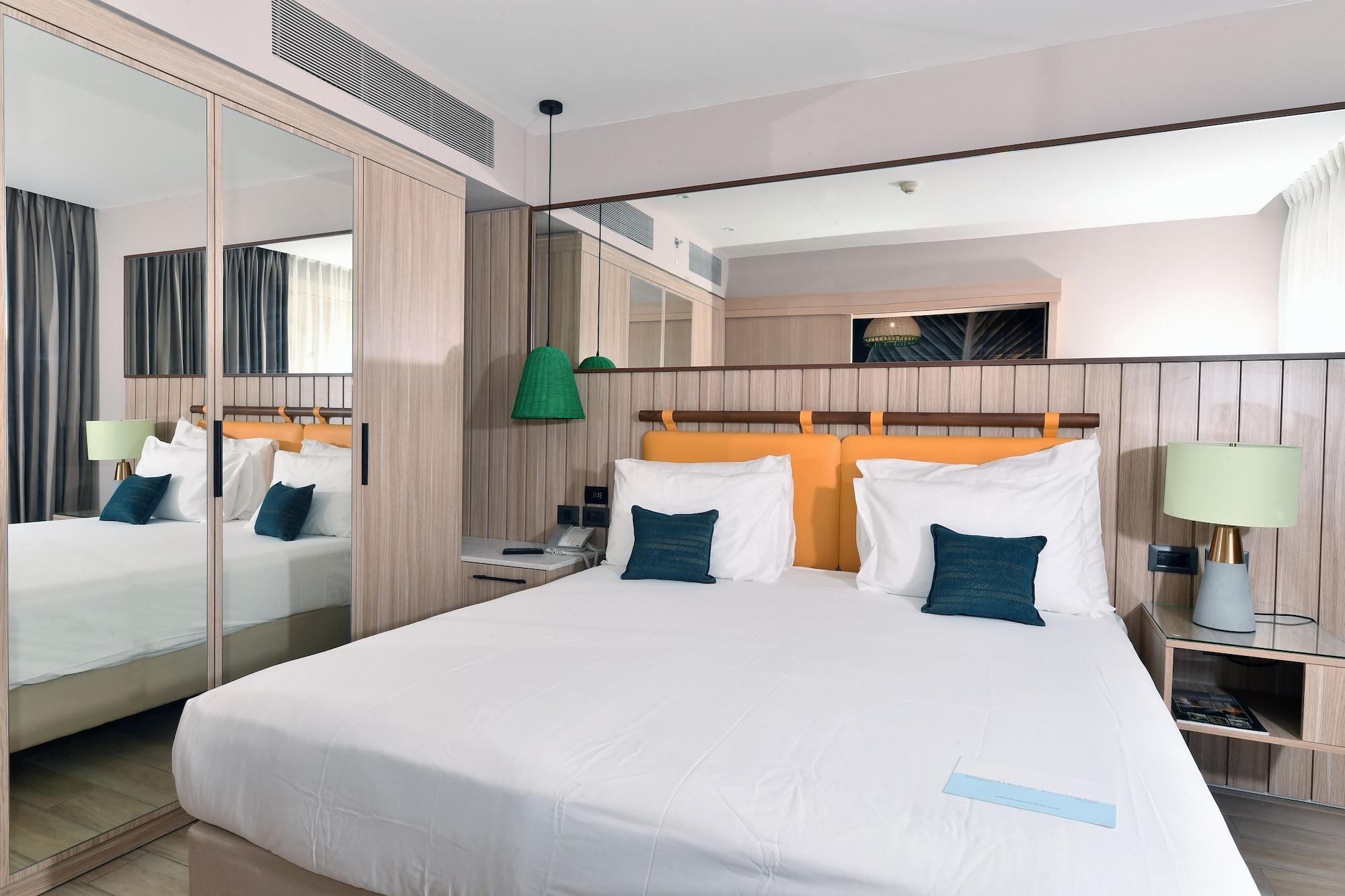 Hotel Royal Garden By Isrotel Collection 5*